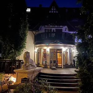 Dworek Oliwski Gdansk
