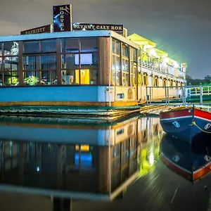 The Boat - Hostel&chill Polsko
